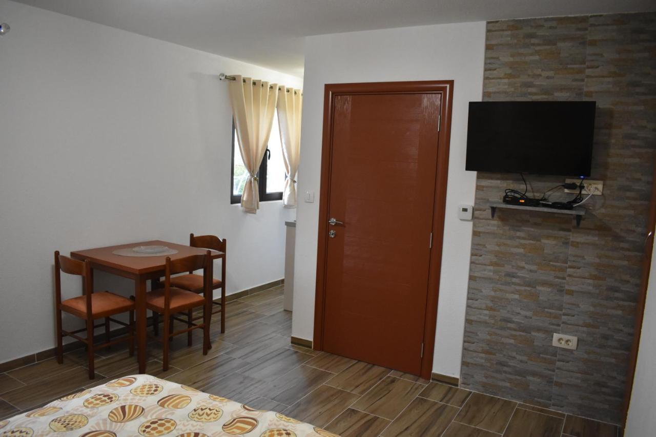 Deluxe Studio & Rooms Zarubica Zabljak  Bagian luar foto