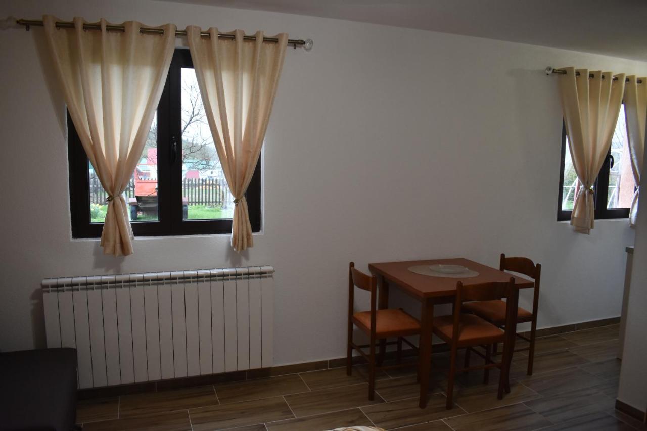 Deluxe Studio & Rooms Zarubica Zabljak  Bagian luar foto