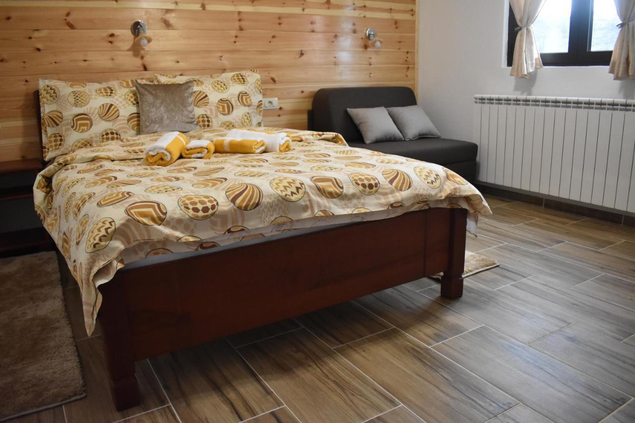 Deluxe Studio & Rooms Zarubica Zabljak  Bagian luar foto