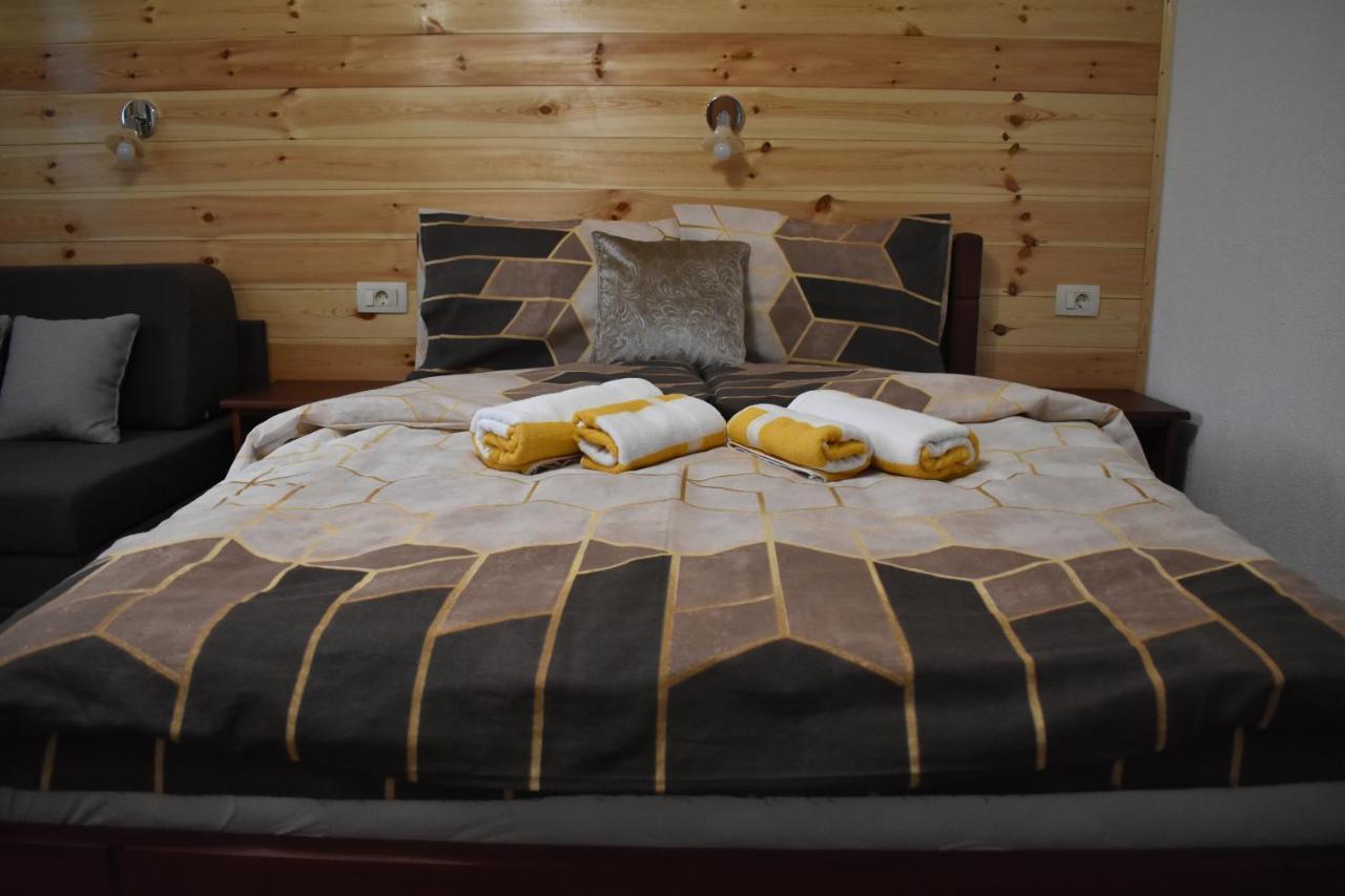 Deluxe Studio & Rooms Zarubica Zabljak  Bagian luar foto