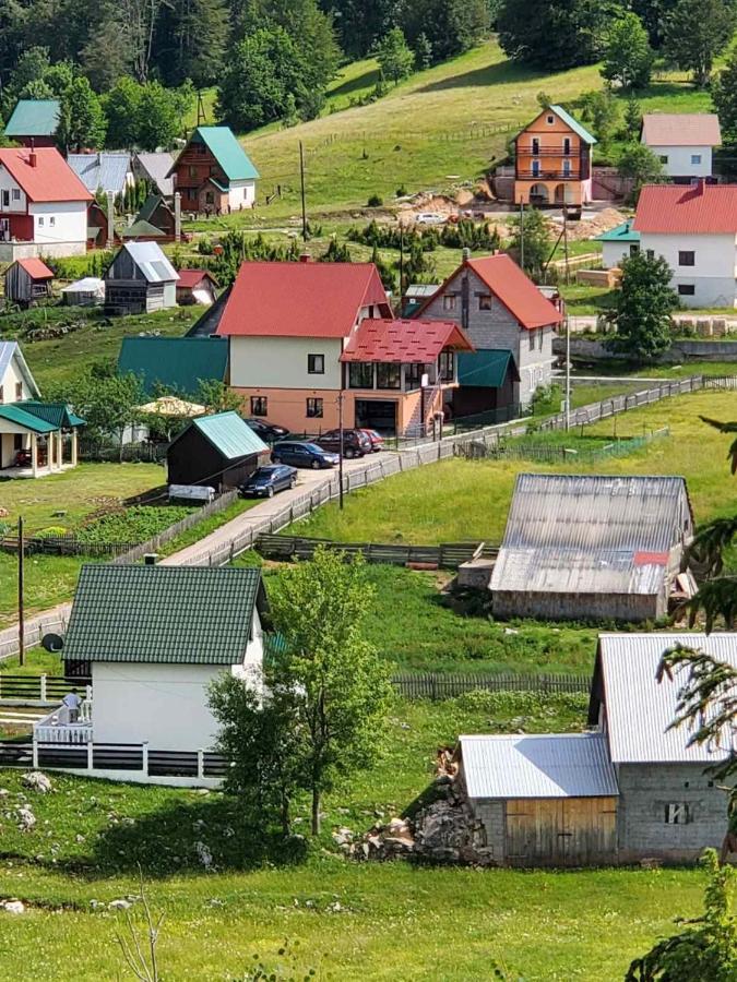 Deluxe Studio & Rooms Zarubica Zabljak  Bagian luar foto